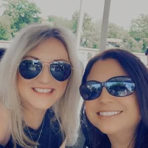 Meet your Posher, Amber